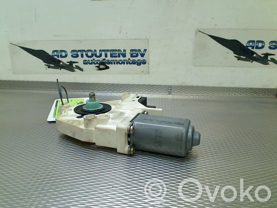 Audi A6 S6 C6 4F Silnik regulatora szyby drzwi przednich 