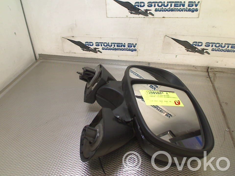 Nissan Primastar Specchietto retrovisore elettrico portiera anteriore