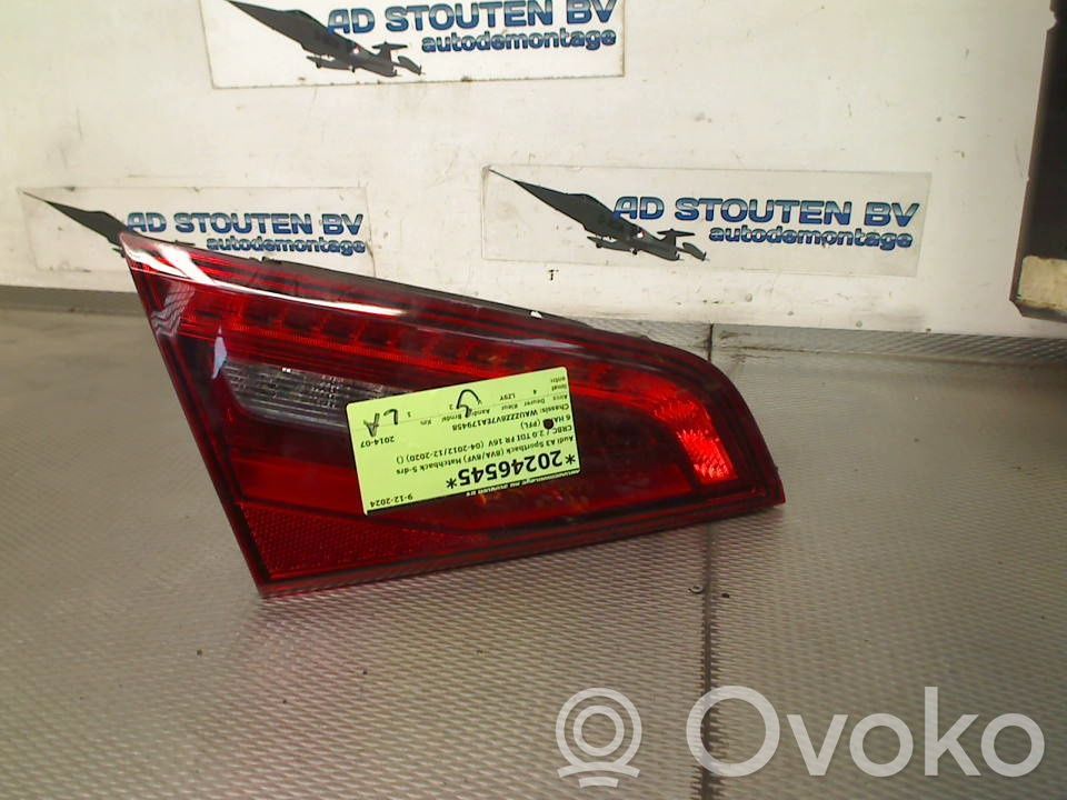 Luz trasera/de freno   E245068,E245068,E245068