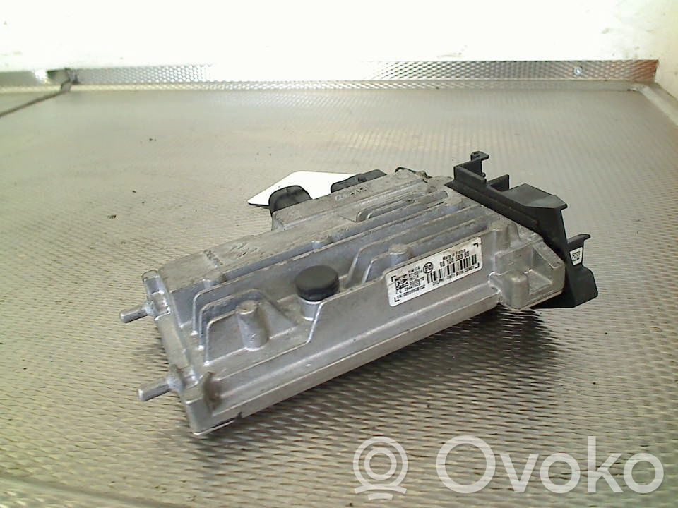 Peugeot 308 Module de commande marche/arrêt 