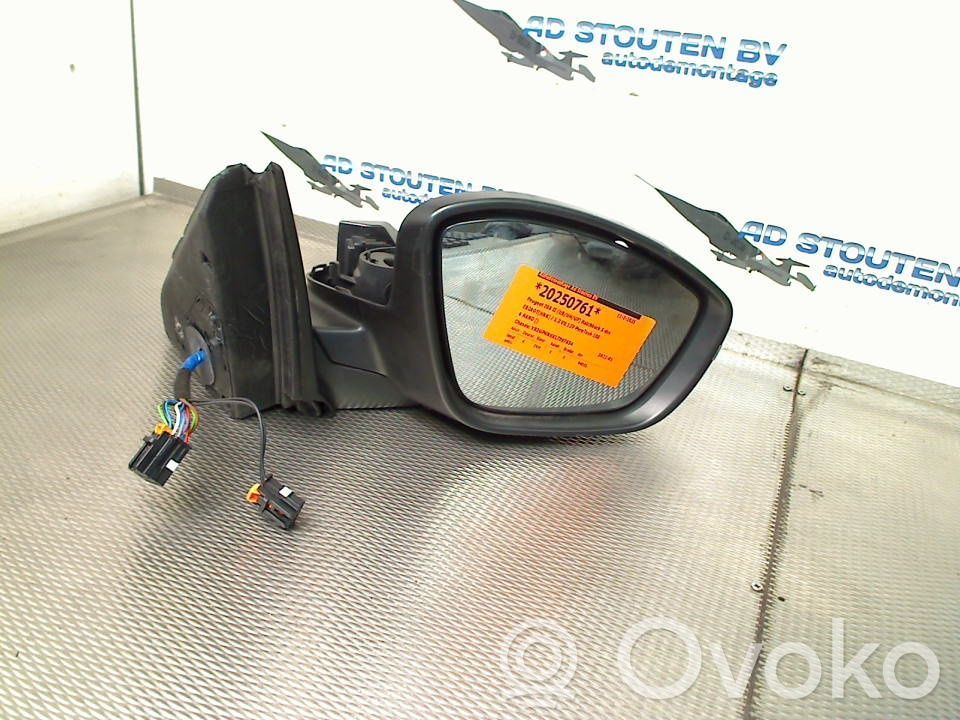 Peugeot 208 II Specchietto retrovisore elettrico portiera anteriore