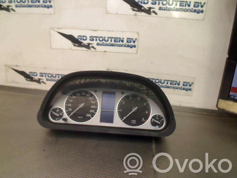 Mercedes-Benz B W245 Vitezometru (grup de instrumente) 