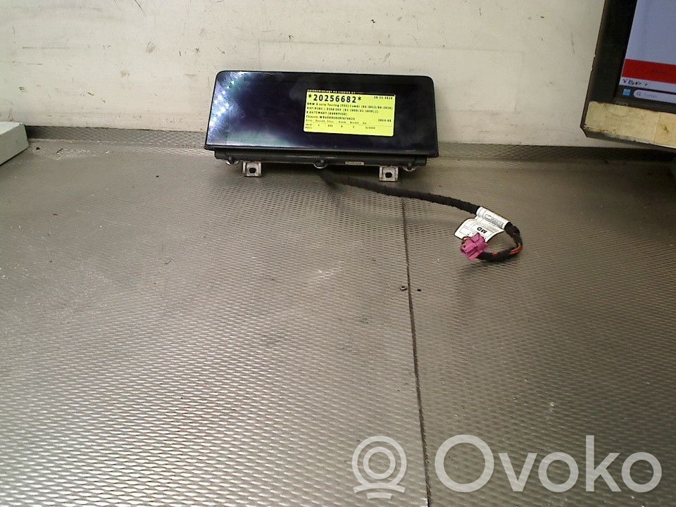 BMW 3 F30 F35 F31 Monitor / wyświetlacz / ekran