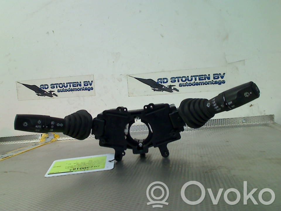 Chevrolet Captiva Boutons / interrupteurs volant 