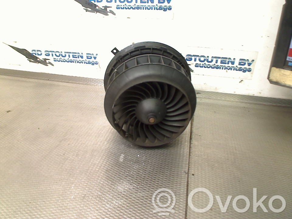 Mercedes-Benz C W205 Ventilator aerotermă 