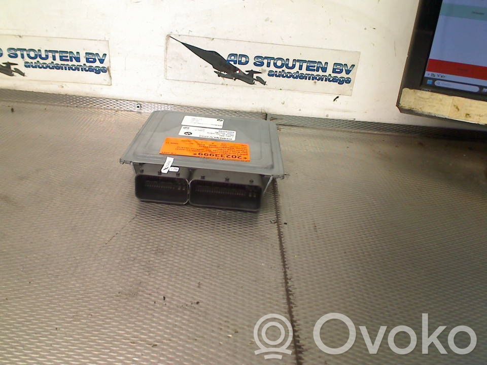 BMW 3 E92 E93 Engine control unit/module 