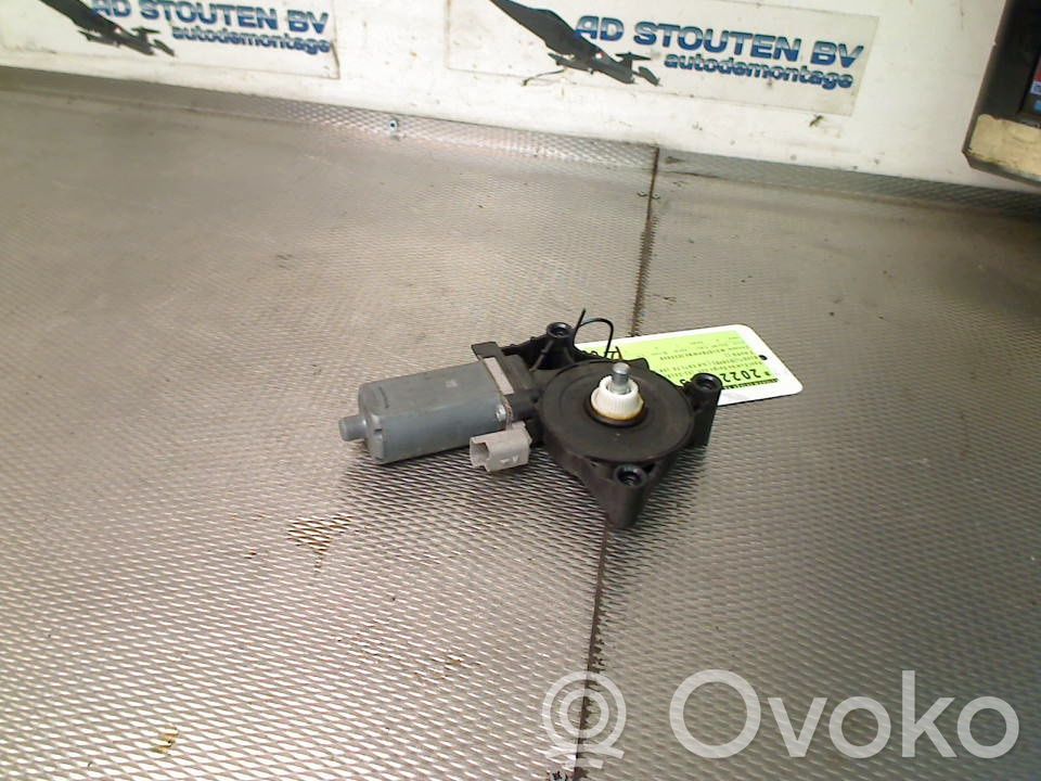 Opel Combo E Motor macara geam ușă față 