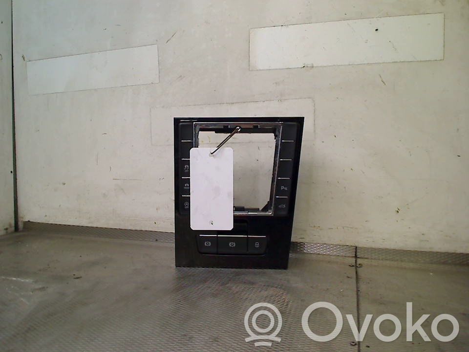 Skoda Superb B8 (3V) Interrupteur, commande de frein de stationnement