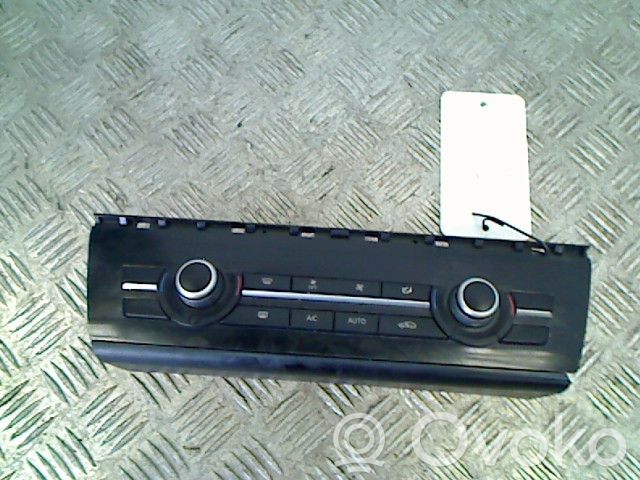 BMW 5 F10 F11 Climate control unit 