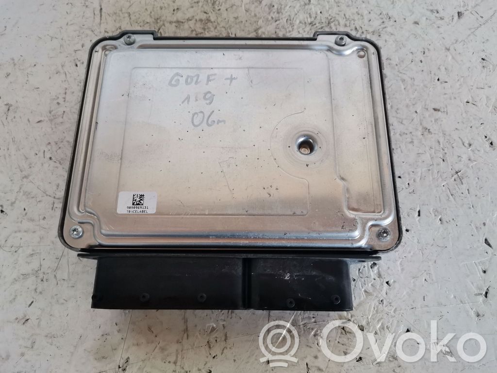 Engine control unit/module   03G906021KP,0281013232