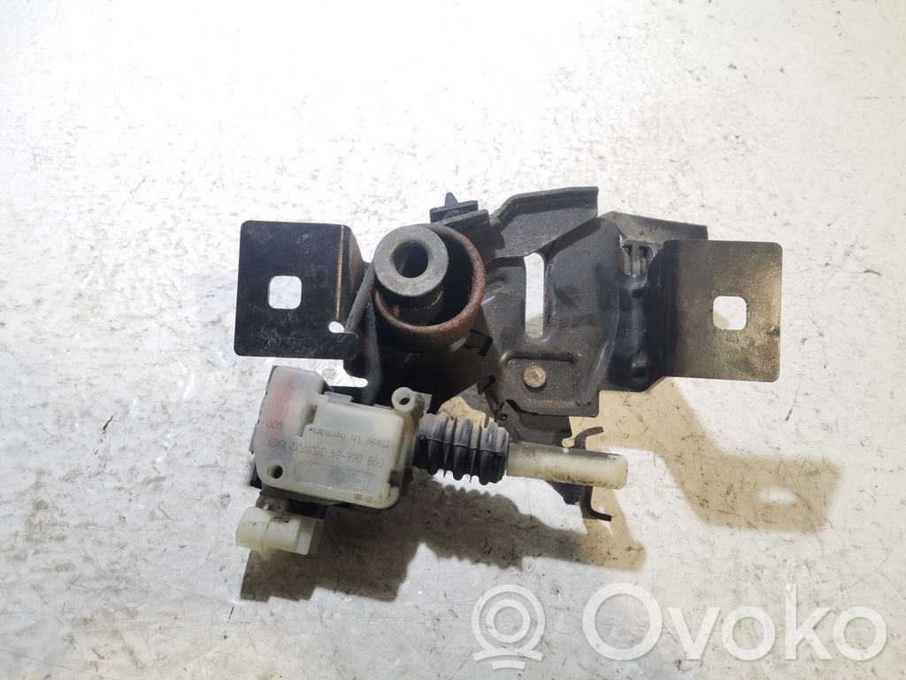 Tesla Model S Serrure de capot 