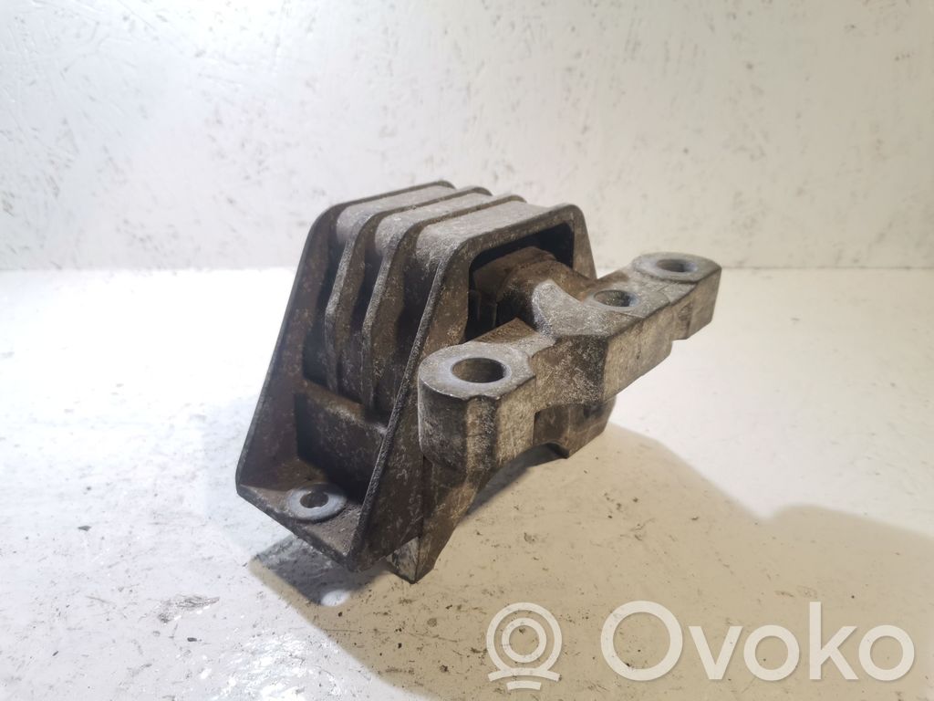 Saab 9-3 Ver2 Engine mount bracket 