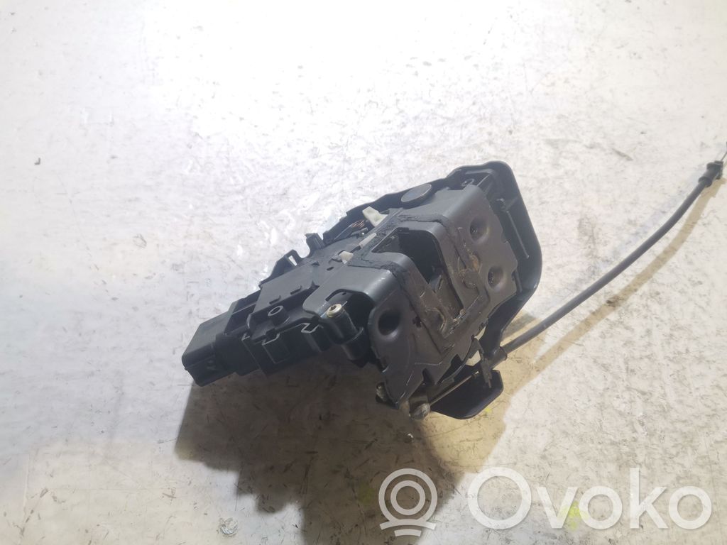 Etuoven lukko   240000108