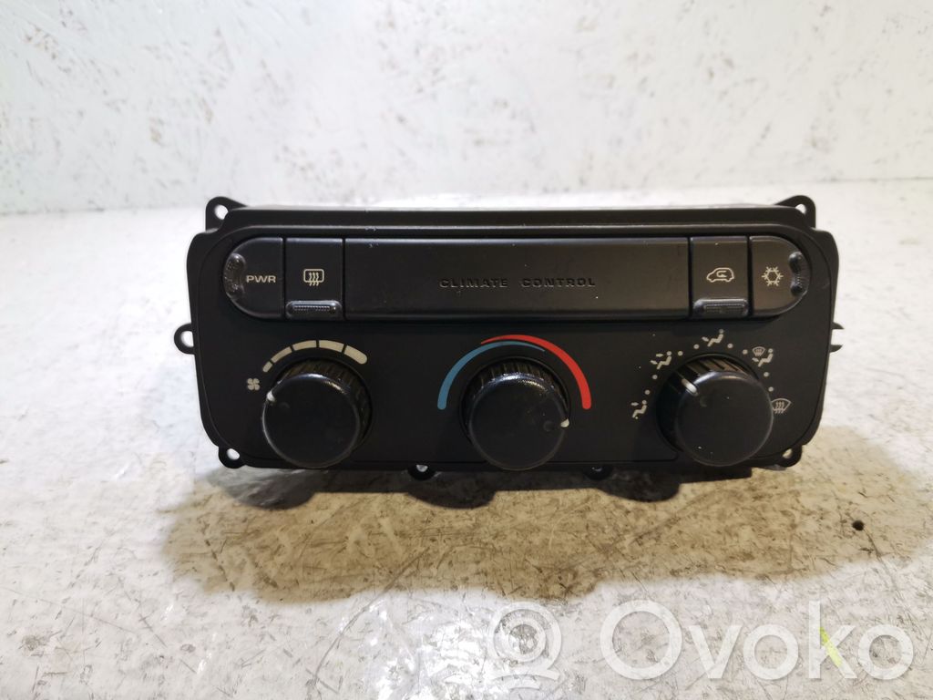 Chrysler Voyager Climate control unit 