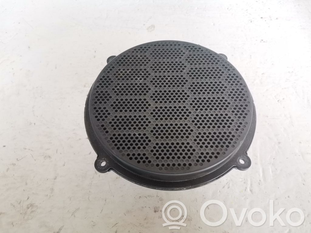 Dodge Challenger Subwoofer 