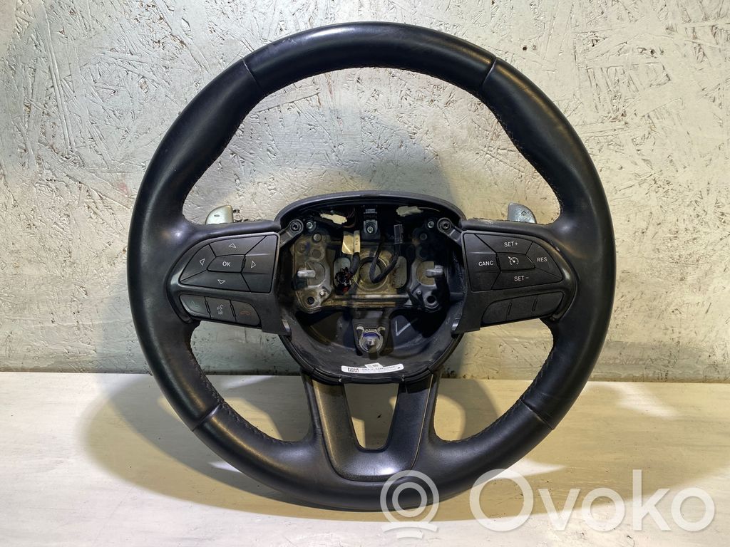 Dodge Challenger Ohjauspyörä 
