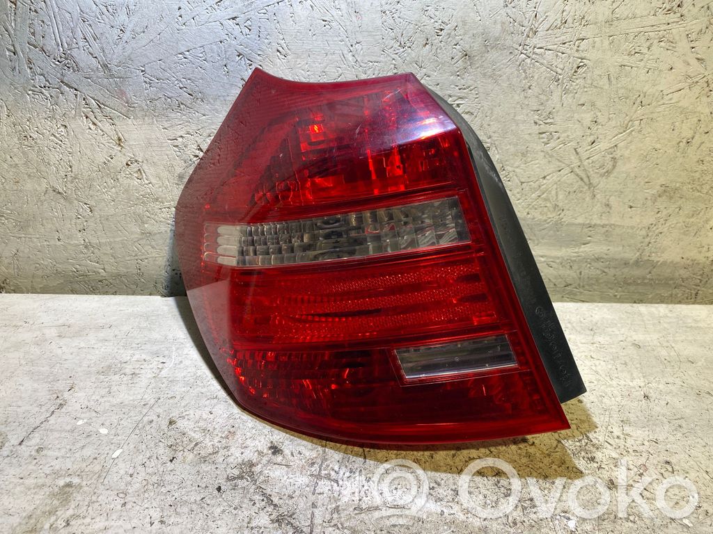 Rear/tail lights   2501AP00,R02F00