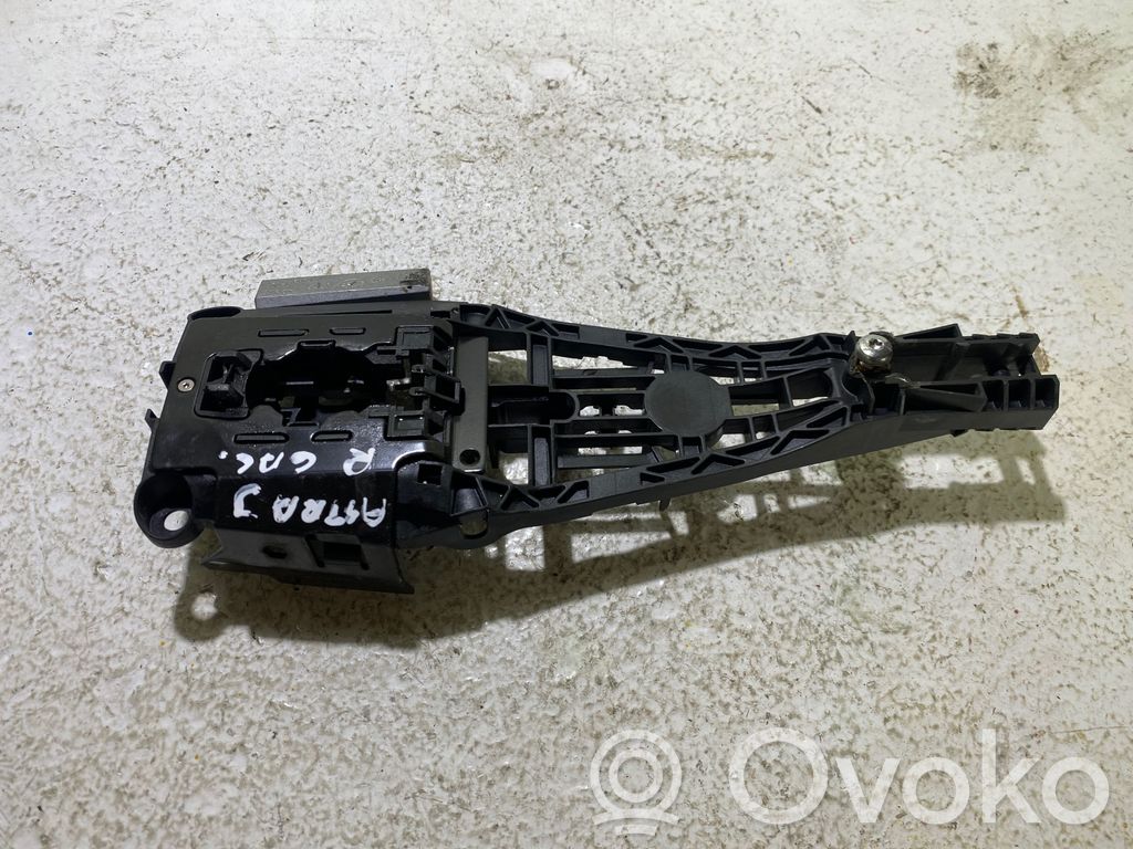 Opel Astra J Klamka zewnętrzna drzwi 
