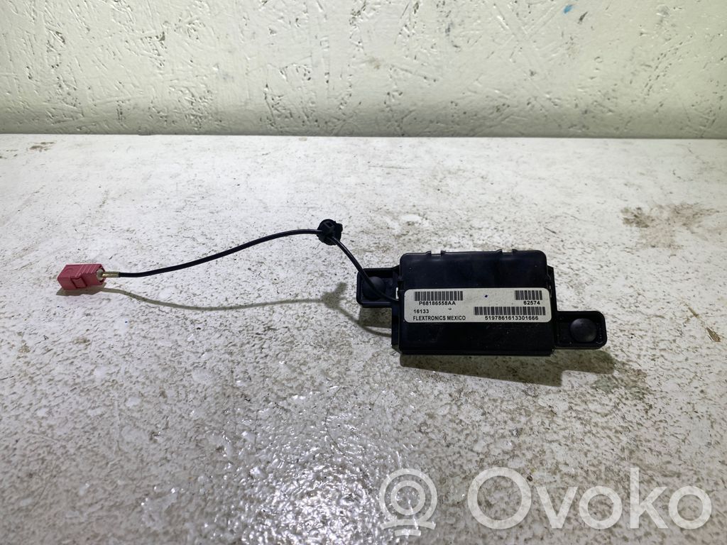 Antenna control unit   P68186558AA,16133
