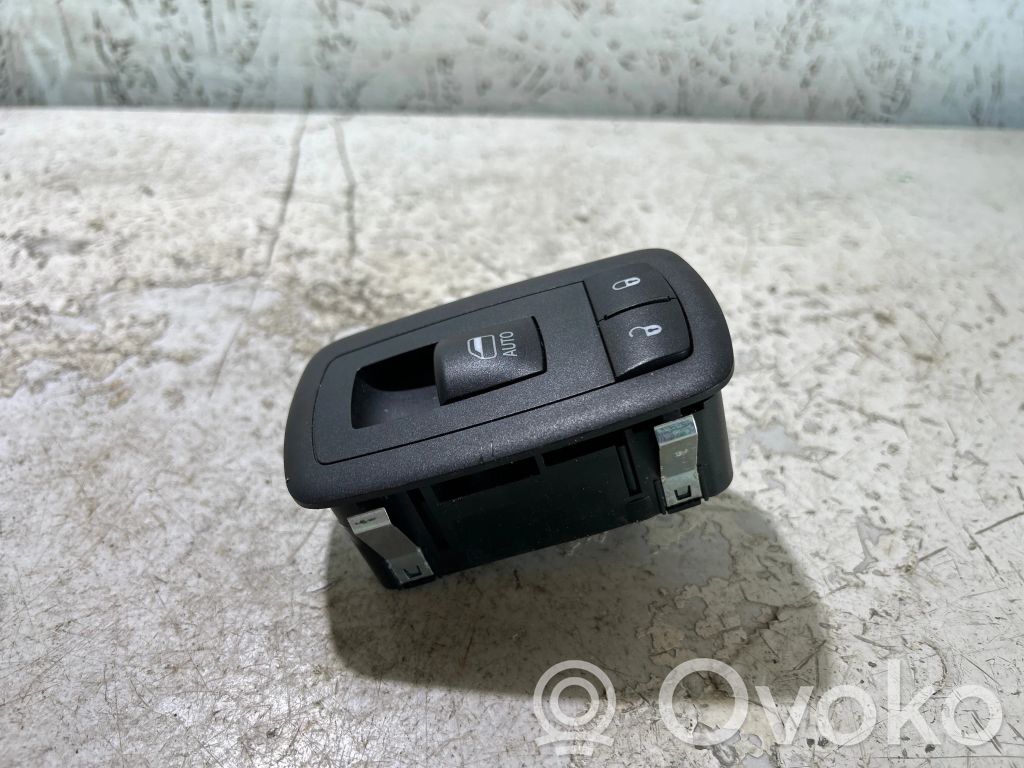 Electric window control switch   68320751AA,10143274