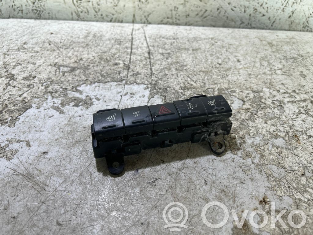 Dodge Caliber Hazard light switch 