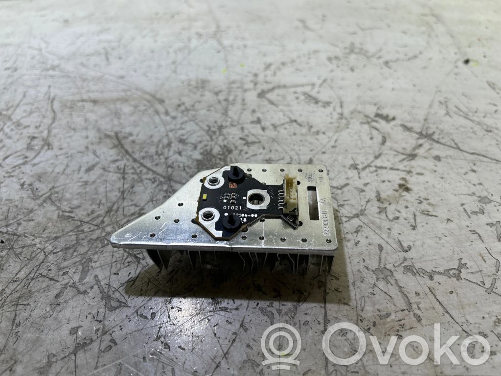 Renault Clio IV Headlight part 