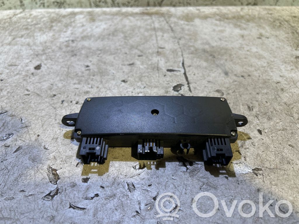 Muut ohjainlaitteet/moduulit   6916692,555344900,05116712