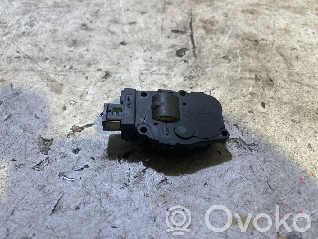 Oro sklendės varikliukas   EFB432