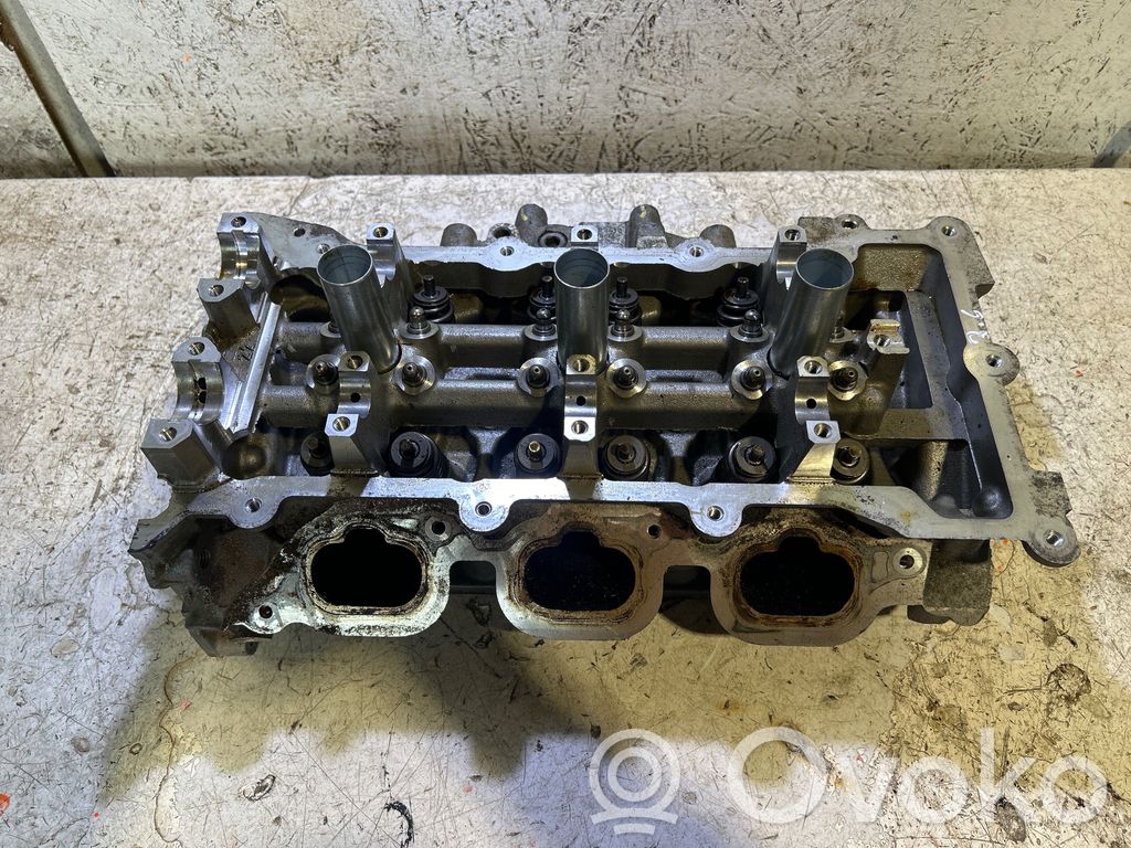 Dodge Durango III Engine head 