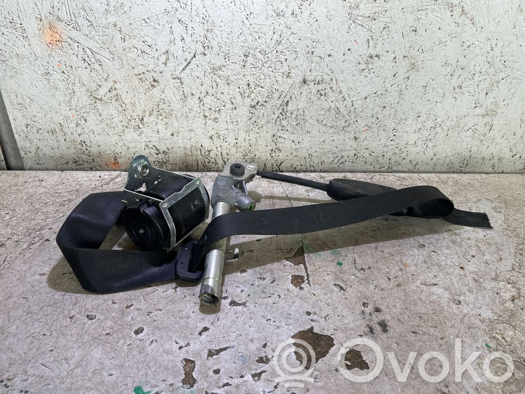 Opel Corsa D Etuistuimen turvavyö 