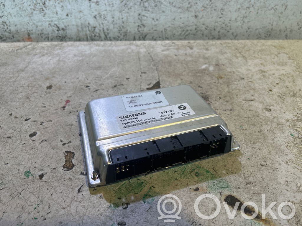 BMW 5 E60 E61 Engine control unit/module 