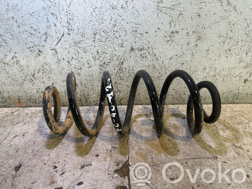 Volvo XC40 Arc elicoidal spate 