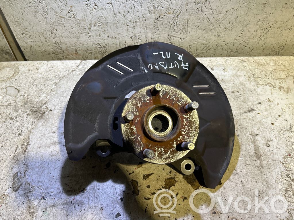 Front wheel hub