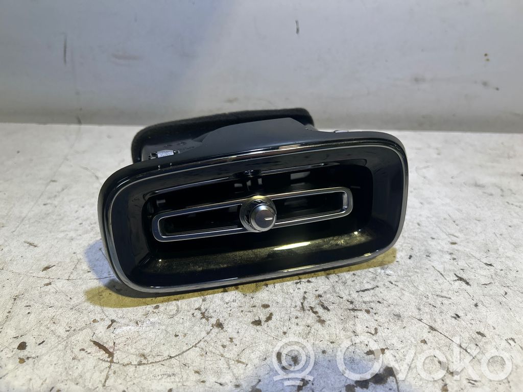 Volvo XC40 Copertura griglia di ventilazione laterale cruscotto 