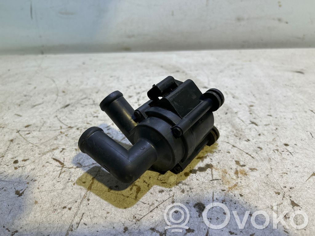Volvo XC40 Pompa cyrkulacji / obiegu wody 