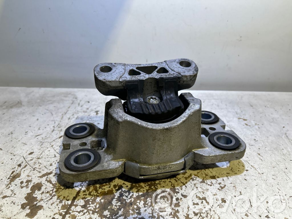 Land Rover Evoque I Engine mount bracket 