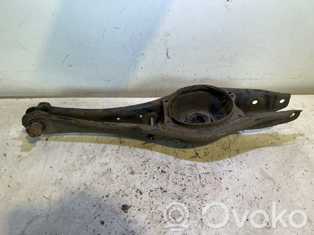 Volkswagen PASSAT B8 Rear upper control arm/wishbone 