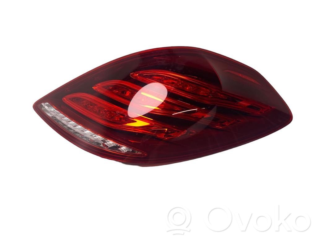 Mercedes-Benz S W222 Lampa tylna 