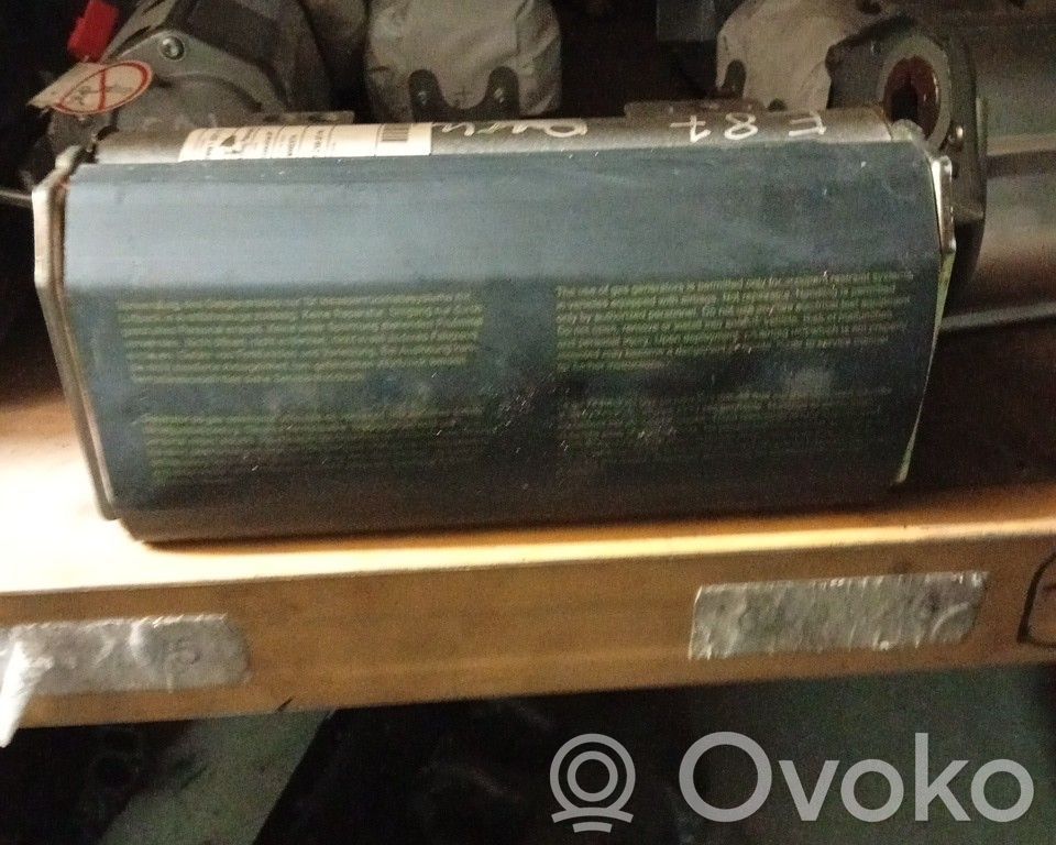 Passenger airbag
