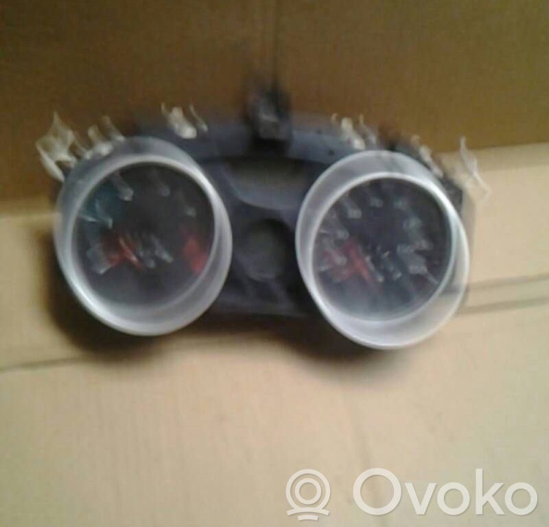 Renault Megane II Speedometer (instrument cluster) 