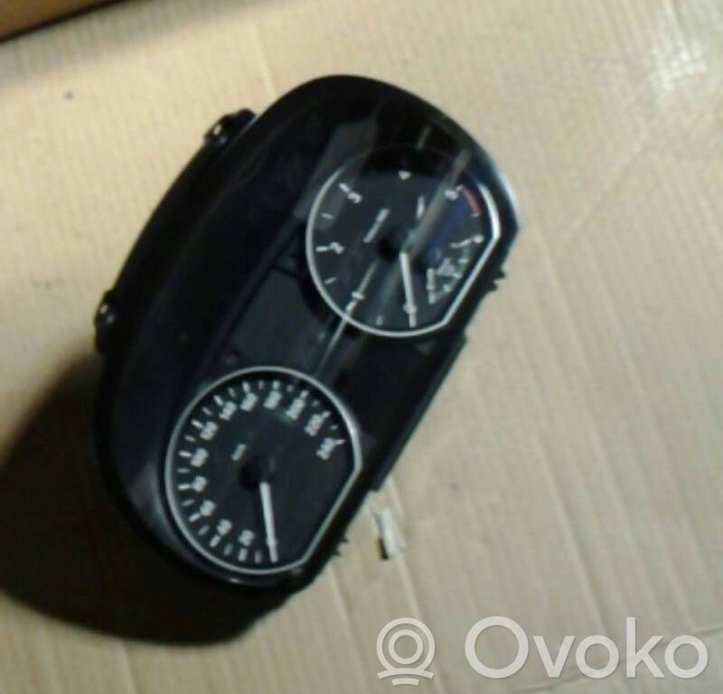Speedometer (instrument cluster)   102495276