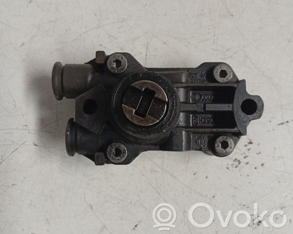 Mercedes-Benz C W203 Vacuum pump 