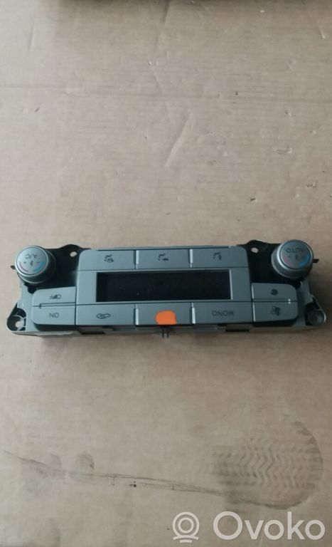 Unidad de control climatización   7S7T18C612AD