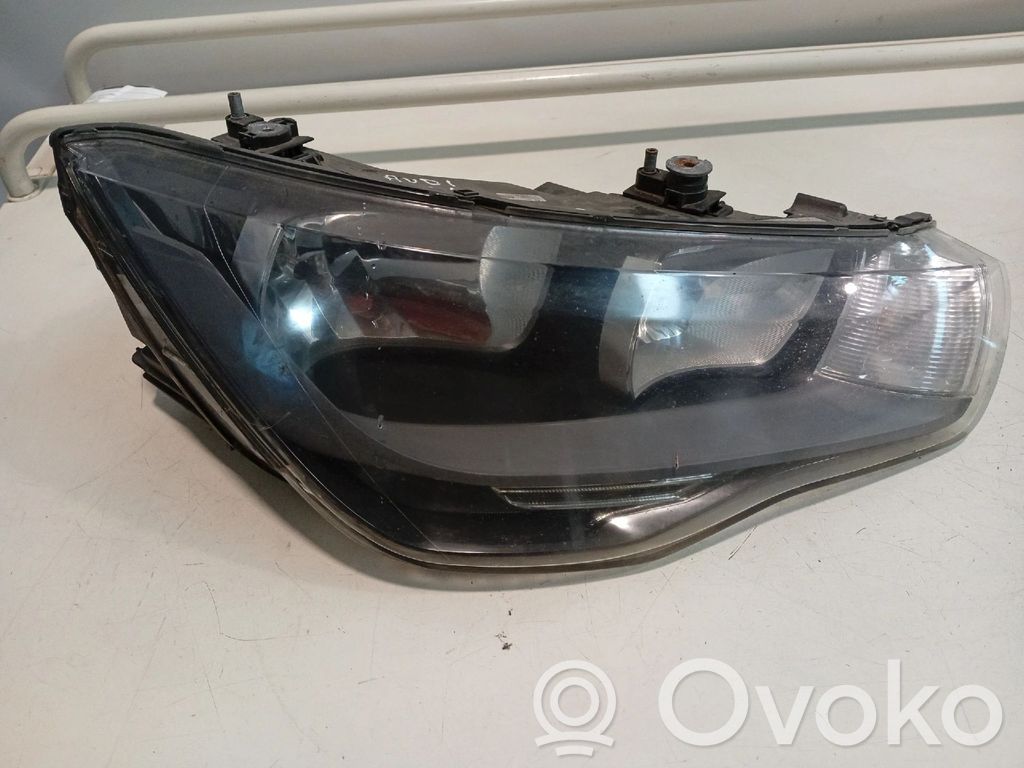 Audi A1 Scheinwerfer 