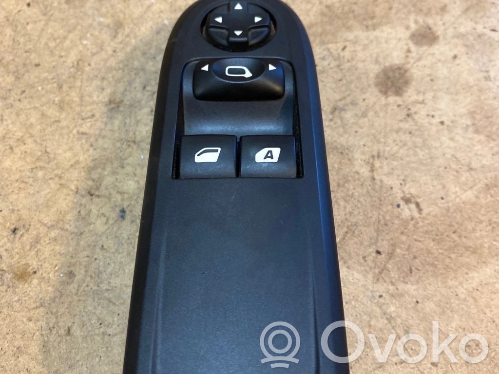 Citroen C3 Electric window control switch 