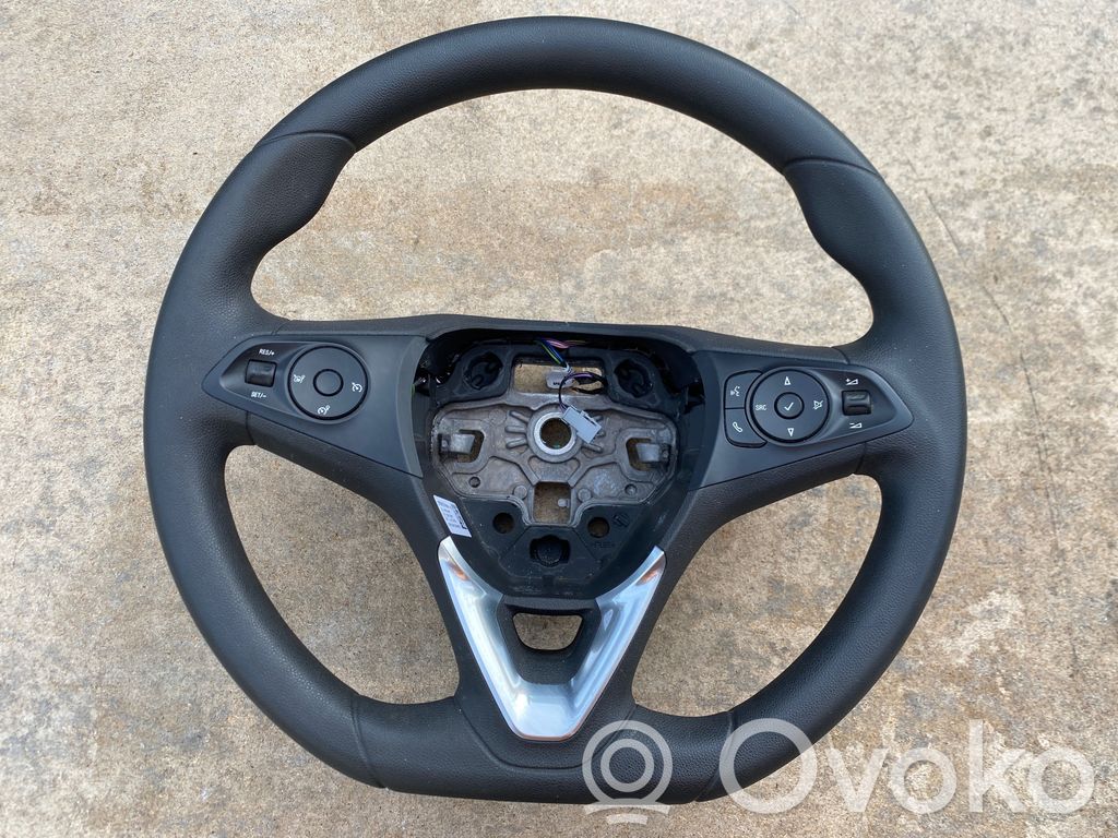 Opel Combo E Ohjauspyörä 