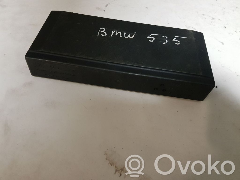 BMW 5 E39 Komforto modulis 