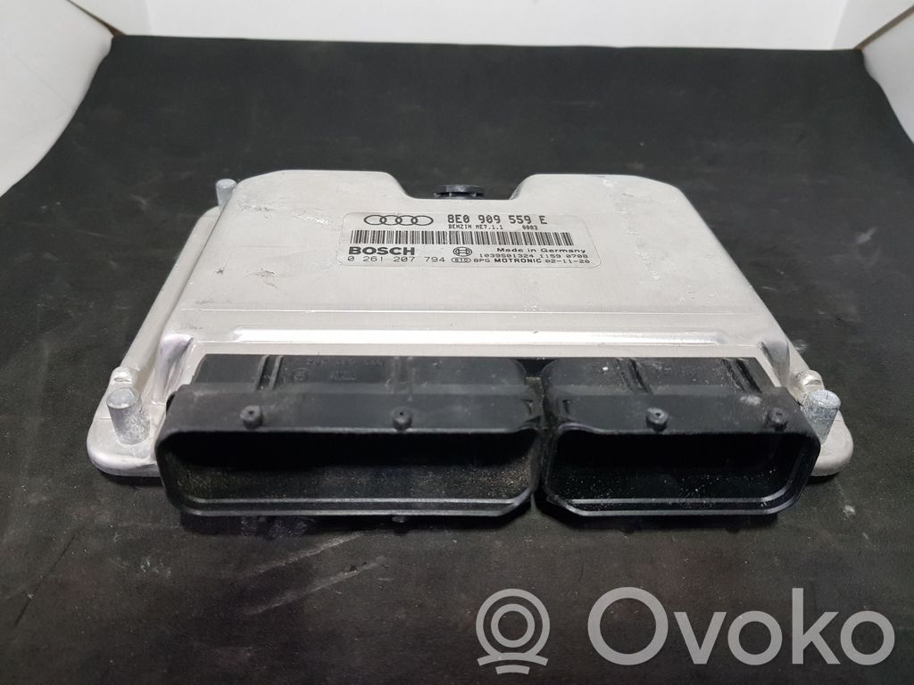 Engine control unit/module   8E0909559E