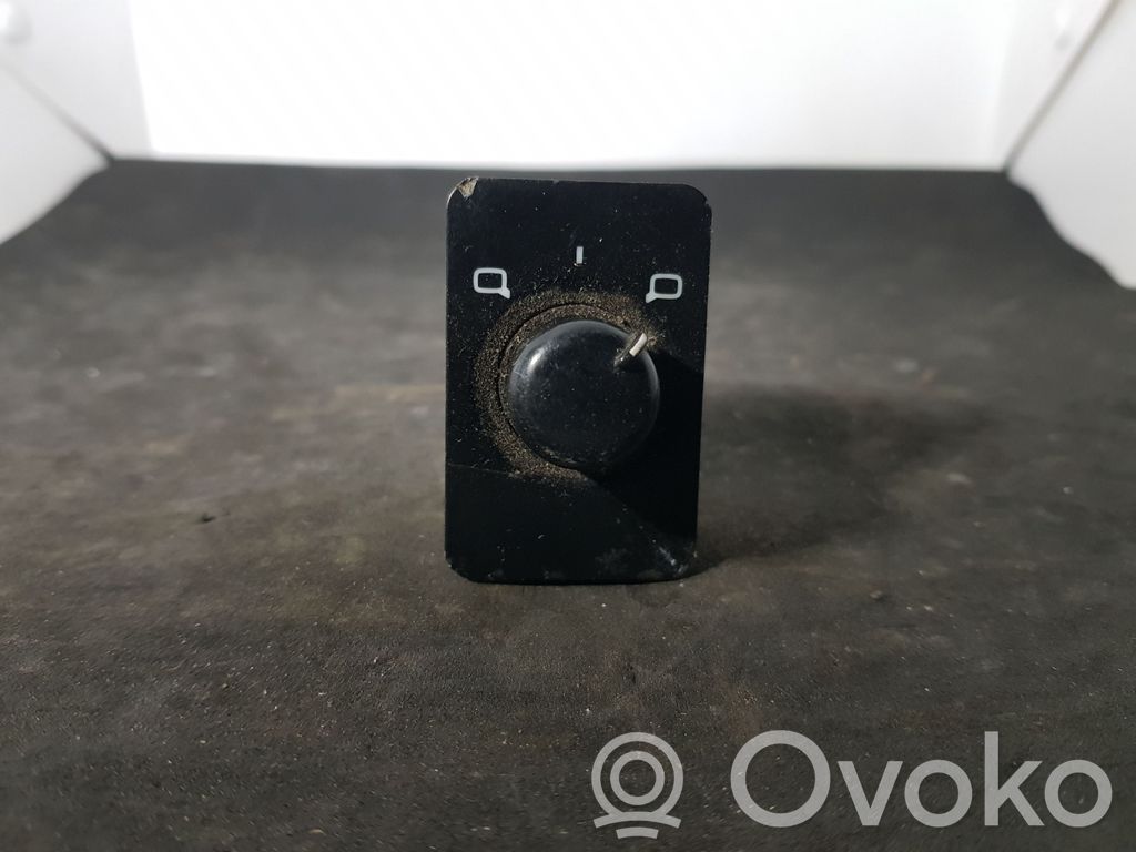 Audi A6 S6 C5 4B Wing mirror switch 