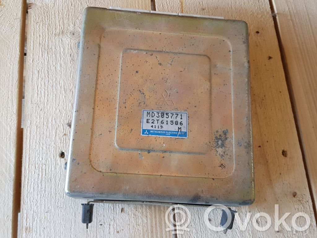 Mitsubishi Space Wagon Engine control unit/module 